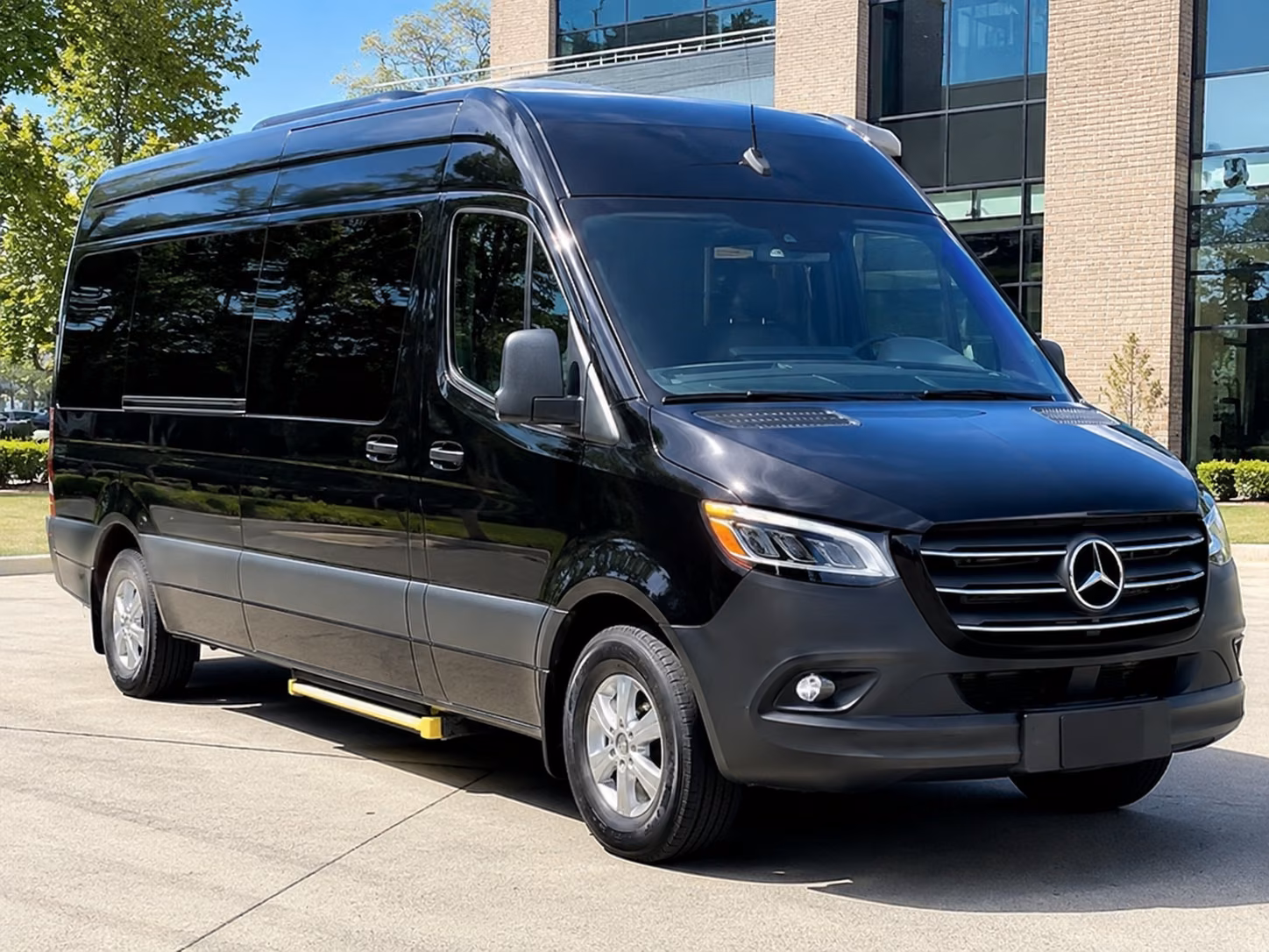 arrange transportation for your next corporate event 2