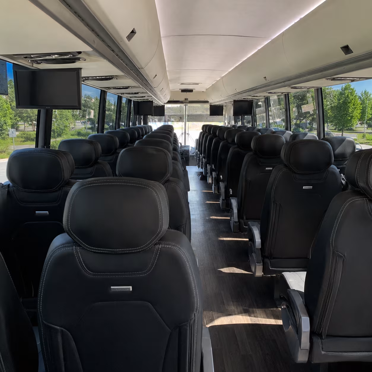 charter buses for frederick county college and university field trips
