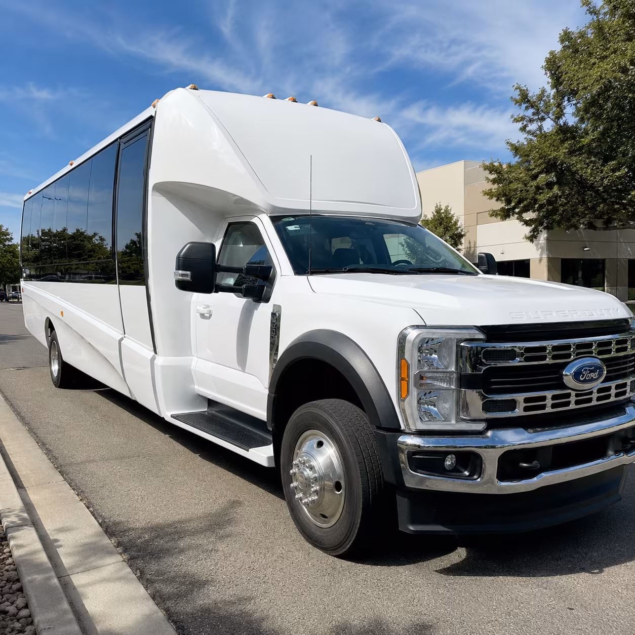 minibus rentals for frederick wedding party arrivals and day of logistics